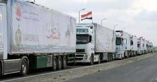 قادمة من مصر.. شاحنات محملة بالطحين في طريقها إلى غزة