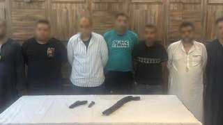 حقيقة تداول فيديو يظهر فيه عدد من الأشخاص أثناء تشاجرهم وبحوزة إثنين منهم أسلحة نارية بالقليوبية
