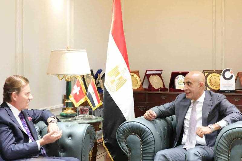 وزير التعليم يستقبل سفير سويسرا لدى مصر لبحث سبل التعاون في مجال تطوير التعليم الفني