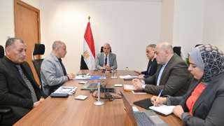 وزير الري يتابع حالة منظومة الري والصرف ومحطات الرفع بزمام منطقة قلابشو وزيان