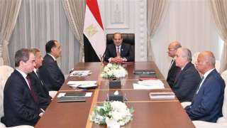الرئيس السيسي يجتمع مع رئيس الوزراء ورؤساء «الأعلى للإعلام» و«الوطنية للصحافة» و«الوطنية للإعلام»