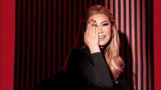 نوال الزغبي تقترب من نصف مليون مشاهدة بأحدث أغانيها