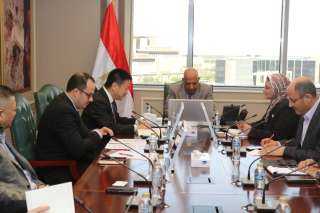 وزير الكهرباء يبحث مع انكورا الصينية توطين صناعة المهمات الكهربائية لنهايات الكابلات ذات الجهد العالي
