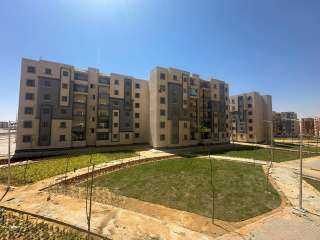 وزير الإسكان يتابع موقف تنفيذ 105آلاف وحدة سكنية بمدينة أكتوبر الجديدة