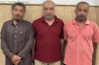 كشف ملابسات فيديو  يتضمن قيام بعض الأشخاص بالتعدى على آخر وإحداث تلفيات بسيارته بالقاهرة
