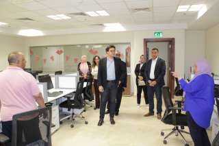 وزير الثقافة يتفقد مبنى الوزارة بالعاصمة الإدارية الجديدة ويوجّه بخطة متكاملة لتدريب العاملين وتوحيد الهوية البصرية