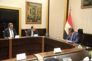 وزير الصحة يبحث مع ”بايوجينرك فارما” تعزيز التعاون لتطوير صناعة الأدوية الحيوية