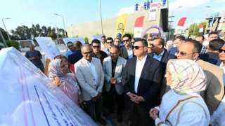 وزير الإسكان ومحافظ الشرقية يتفقدان محطة معالجة صرف صحي أبوكبير بمحافظة الشرقية