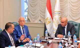 وزير التعليم يلتقي بوفد من مؤسسة ”مصر الخير” لبحث تعزيز التعاون في عدد من المبادرات المتعلقة بمجال الكشف عن ضعاف البصر