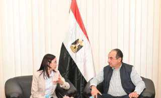 وزير قطاع الأعمال يلتقي محافظ البحيرة في مستهل زيارته لشركة مصر للغزل والنسيج وصباغي البيضا بكفر الدوار