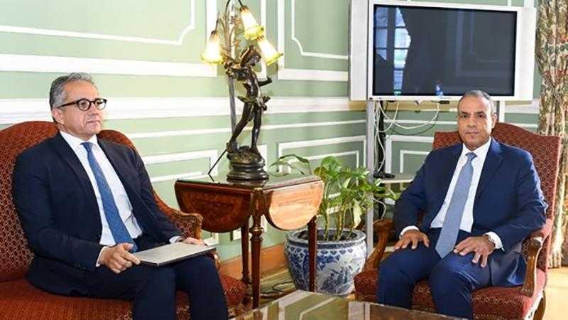 وزير الخارجية يستقبل المرشح المصري لمنصب مدير عام اليونسكو