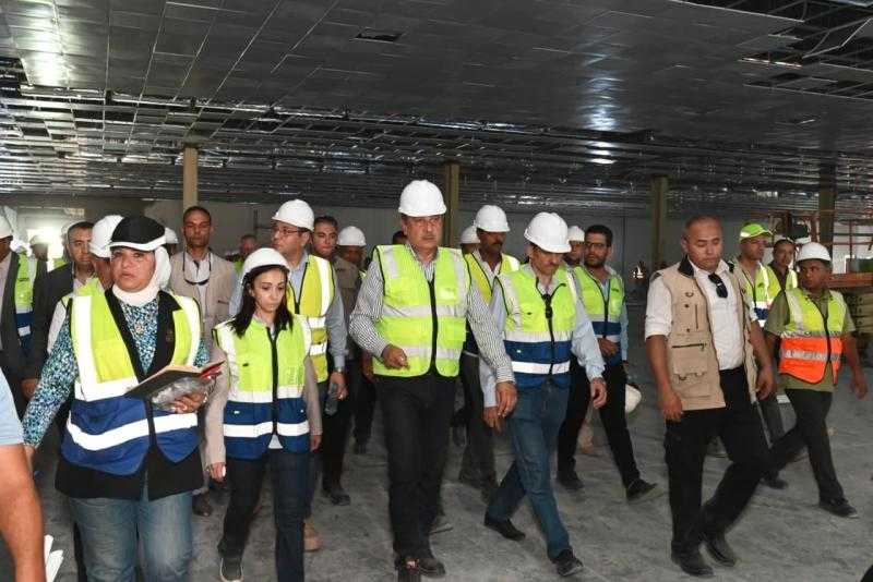 وزير قطاع الأعمال يتابع تقدم العمل بمشروع مجمع المصانع الجديدة بشركة مصر للغزل والنسيج