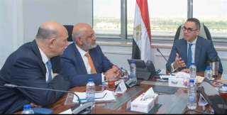 وزير الاستثمار يلتقي وفد البنك الدولي لاستعراض سبل تنمية وتطوير الشراكة