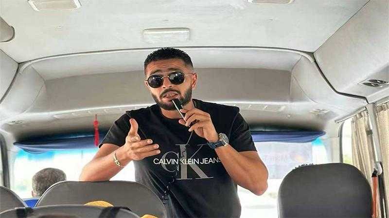 عمرو هيبة.. مرشد صيني يفتح أبواب الحضارة المصرية أمام السياح من الشرق الأقصى