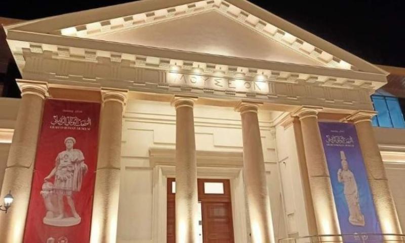 وزير الاستثمار والتجارة الخارجية يلتقى السفير الإيطالي بالقاهرة ووفد شركة تكنوكاب لبحث سبل تعزيز التعاون المشترك