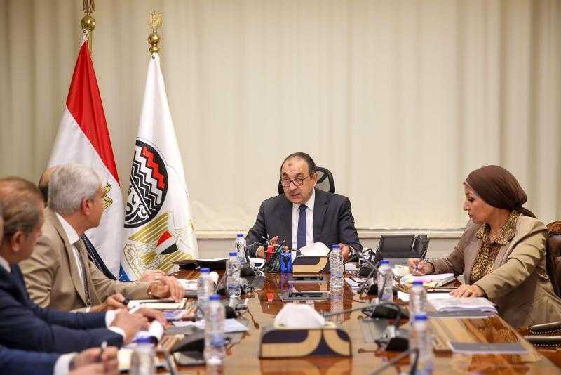 وزير قطاع الأعمال العام يجتمع بمجلس إدارة ”النصر للإسكان والتعمير”