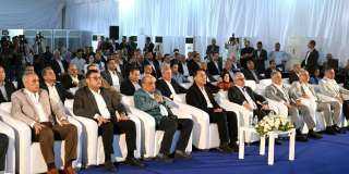 رئيس الوزراء يصل إلى ”القنطرة غرب الصناعية” لافتتاح أولى مشروعاتها