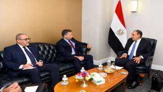 وزير الخارجية يلتقى مع وكيل الأمين العام للشئون الإنسانية في نيويورك