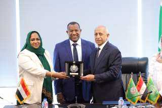 الأكاديمية العربية توقع مذكرة تفاهم مع كلية النهضة بالسودان لدعم التعاون المشترك