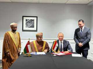 مصر وسلطنة عُمان توقعان مذكرة تفاهم لتعزيز التعاون في مجال الطيران المدنى
