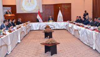 نائب وزير التموين يعقد اجتماعًا موسعًا مع مديري المديريات بالمحافظات