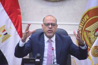 وزارة العمل تواصل تنفيذ قانون العمل الجديد بكل حزم