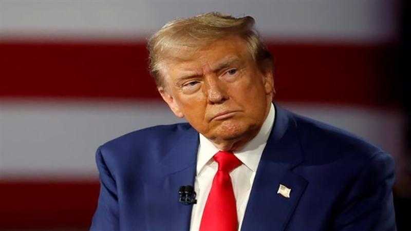 ترامب يصل مطار بن جوريون استعدادا للمغادرة إلى شرم الشيخ