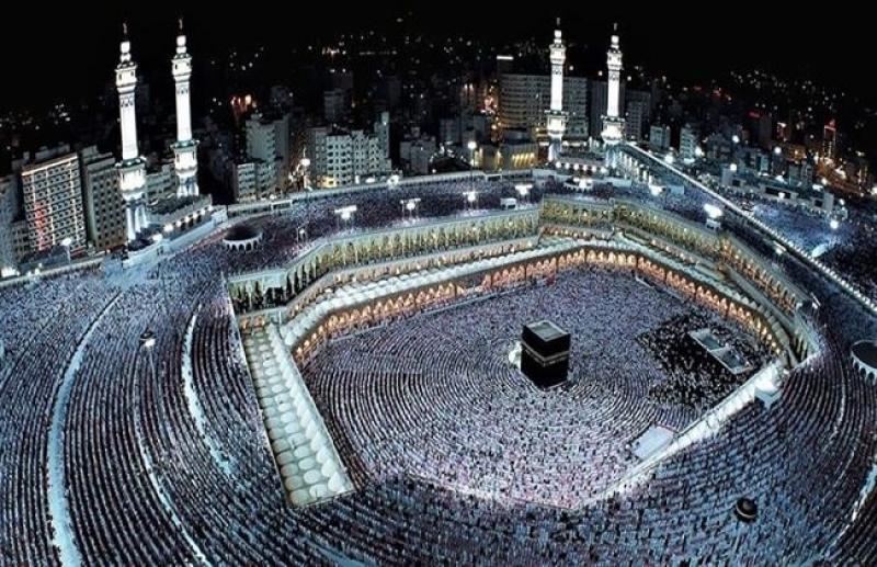 وزير السياحة يعتمد الضوابط والقواعد والإجراءات المنظمة للحج السياحي لعام 1447هــ