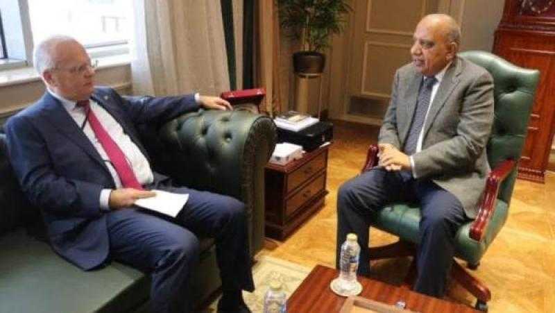 وزير الكهرباء يستقبل سفير السويد بالقاهرة لبحث سبل دعم الشراكة والتعاون في مجالات الطاقة المتجددة