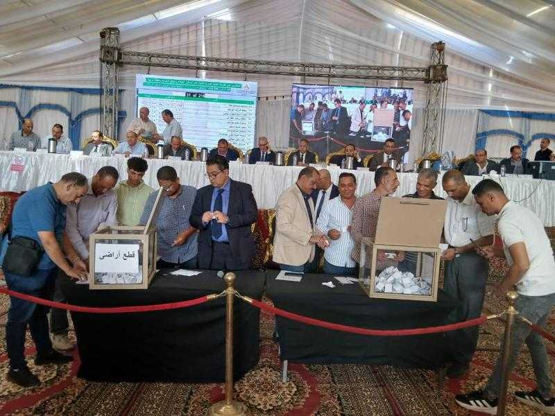 وزير الإسكان: تخصيص 408 قطع أراضٍ تم توفيق وضعها للمواطنين بمنطقة ”الرابية” بمدينة الشروق