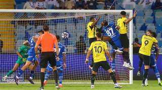 كلاسيكو نارى بين الاتحاد ضد الهلال فى الدوري السعودى الليلة