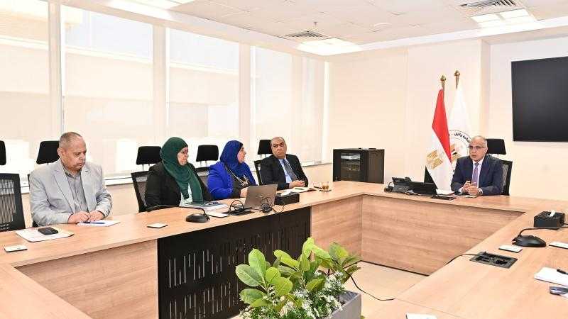 وزير الرى يتابع أعمال التحول الرقمي بالوزارة تحت مظلة الجيل الثاني لمنظومة الري 2.0