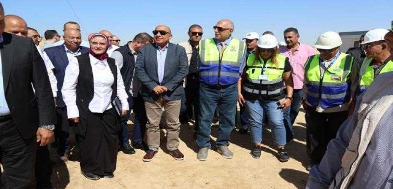 وزير الكهرباء يتفقد إنهاء الأعمال في موقعي أبراج عبور قناة السويس على مسار خط الربط الكهربائي المصري السعودي