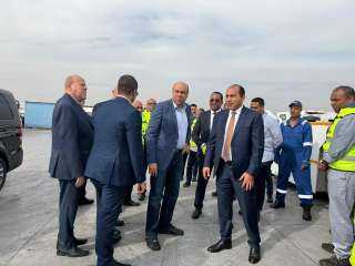 تزامنًا مع افتتاح المتحف المصري الكبير... مطارا القاهرة وسفنكس الدوليين يشهدان حركة تشغيل مكثفة