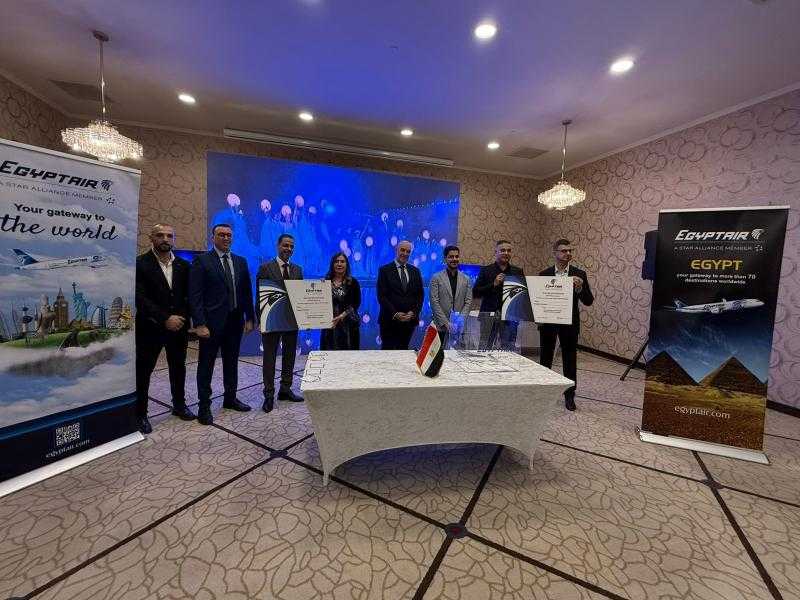 مصر للطيران توزع تذاكر مجانية وهدايا تذكارية احتفالًا بافتتاح المتحف المصري الكبير