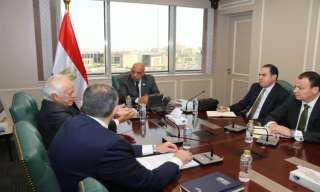 وزير الكهرباء يبحث مع رئيس مجموعة ”كوبولوزيس اليونانية” مستجدات التنفيذ في مشروع الربط الكهربائي المصري اليوناني