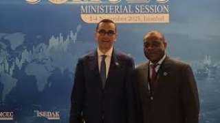 وزير الاستثمار يناقش مع سكرتير عام منظمة الدول الثماني الإسلامية ترتيبات استضافة مصر لاجتماع وزراء تجارة المجموعة