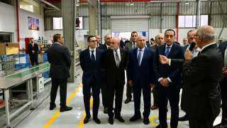 باستثمارات نصف مليار جنيه.. رئيس الوزراء يفتتح مصنع... باستثمارات نصف مليار جنيه.. رئيس الوزراء يفتتح مصنع ”المنصور لتصنيع فلاتر المركبات والفلاتر الصناعية”