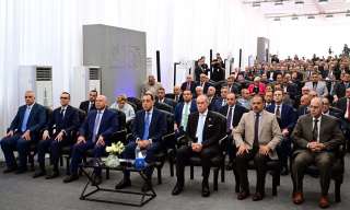 رئيس الوزراء: الحكومة المصرية بذلت جهدًا كبيرًا في... رئيس الوزراء: الحكومة المصرية بذلت جهدًا كبيرًا في ملف صناعة السيارات