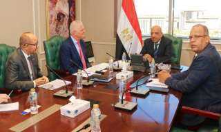 وزير الكهرباء يبحث مع تحالف ”رينيرجي جروب بارتنرز”... وزير الكهرباء يبحث مع تحالف ”رينيرجي جروب بارتنرز” مشروع متكامل للطاقات المتجددة