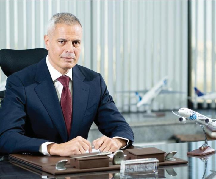 رئيس ”مصر للطيران” يشارك في جلسة نقاشية حول تحديات النقل الجوي في الرباط