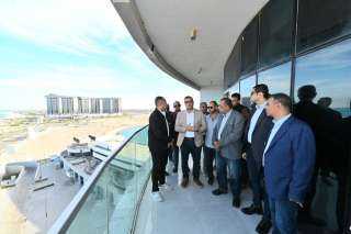 وزير الإسكان يتفقد برج LD08 ضمن الأبراج الشاطئية... وزير الإسكان يتفقد برج LD08 ضمن الأبراج الشاطئية وكومبوند” مزارين” بمدينة العلمين الجديدة
