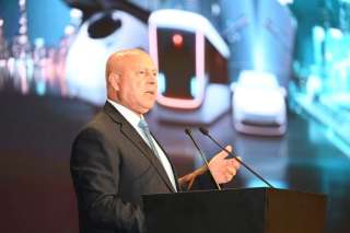 وزير الصناعة والنقل: مشاركة أكثر من 500 شركة عالمية ومحلية من 30 دولة في كافة مجالات الصناعة والنقل