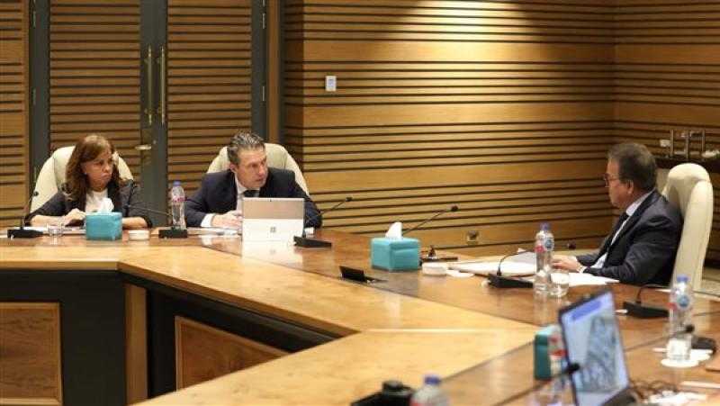 وزير الصحة يستقبل وفد البنك الأوروبي لإعادة الإعمار والتنمية لبحث تطوير المنشآت الصحية