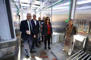 وزيرة التنمية: المجزر الجديد يخدم المناطق النائية والحدودية ضمن خطة الوزارة والسعة التشغيلية ١٠٠ رأس ماشية