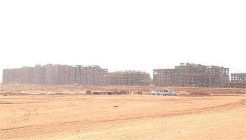 وزير الإسكان :غداً بدء تسليم 2045 قطعة أرض سكنية للمواطنين بعد توفيق أوضاع أراضيهم بمدينة العبور الجديدة