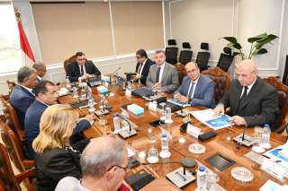 وزير الإسكان يتابع الموقف التنفيذي لمشروعات المرحلة الأولى... وزير الإسكان يتابع الموقف التنفيذي لمشروعات المرحلة الأولى للمبادرة الرئاسية ”حياة كريمة”