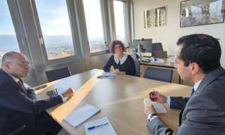 وزير العمل يلتقي مساعد المدير العام للحوكمة والحقوق والحوار بمنظمة العمل الدولية