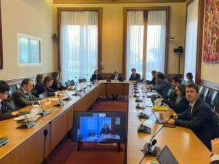 رئيس اقتصادية قناة السويس يستعرض الفرص الاستثمارية أمام منظمة التعاون الاقتصادي والتنمية