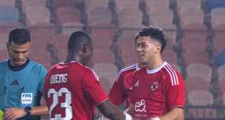 إمام عاشور يسجل رابع أهداف الأهلى فى مرمى شبيبة القبائل ويدخل فى نوبة بكاء